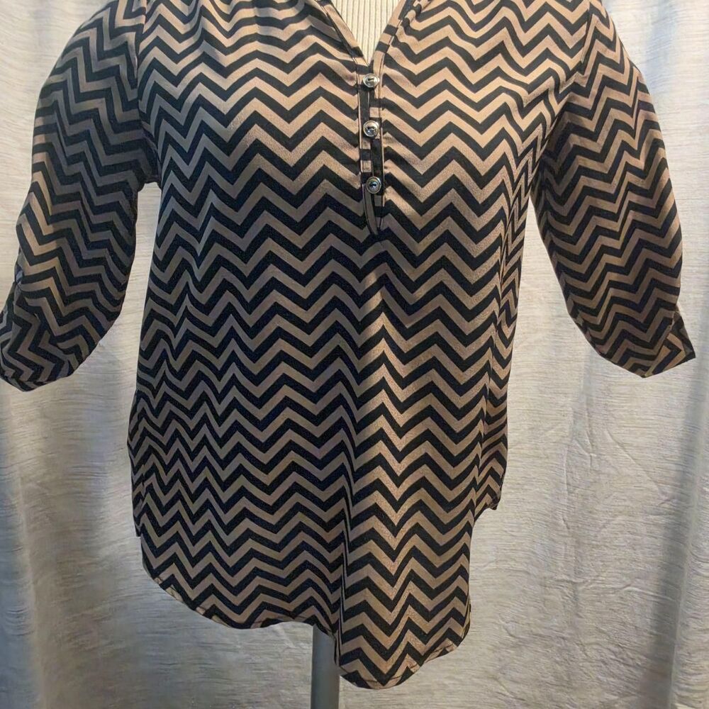 Women's Brown and Black Blouse